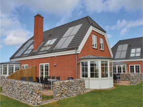Three-Bedroom Holiday Home in Romo